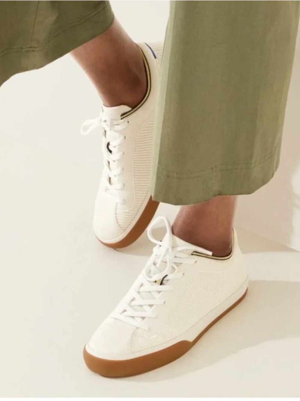 Rothy’s “The Lace Up” Sneaker Vanilla Size 9